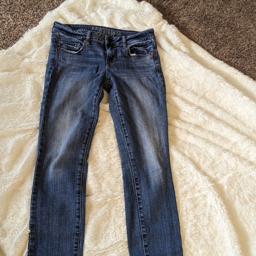American Eagle Brand Women's blue jeans
